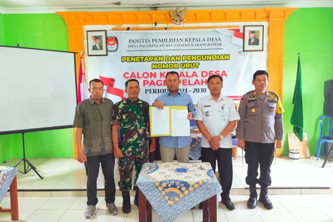 Sertu Heru Karmanto Hadiri Penetapan Calon Kades dan Pengundian Nomor Urut Desa Pagerpela