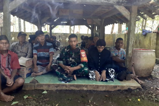 Tradisi Nyadran Bersih Desa Babinsa Susukan Turut Meriahkan   