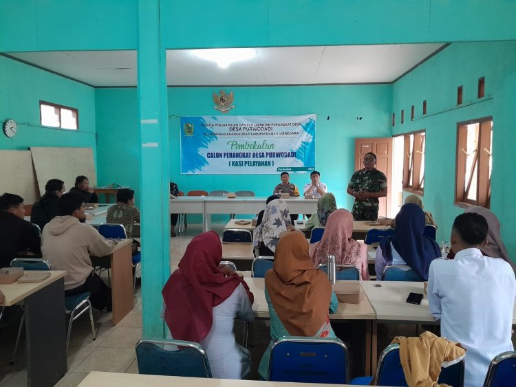 Danramil 04 Karangkobar Hadiri Pembekalan Calon Perangkat Desa