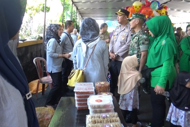 Bazar Murah TNI Meriahkan Idul Fitri 1445 Upaya Kesejahteraan Prajurit dan Masyarakat