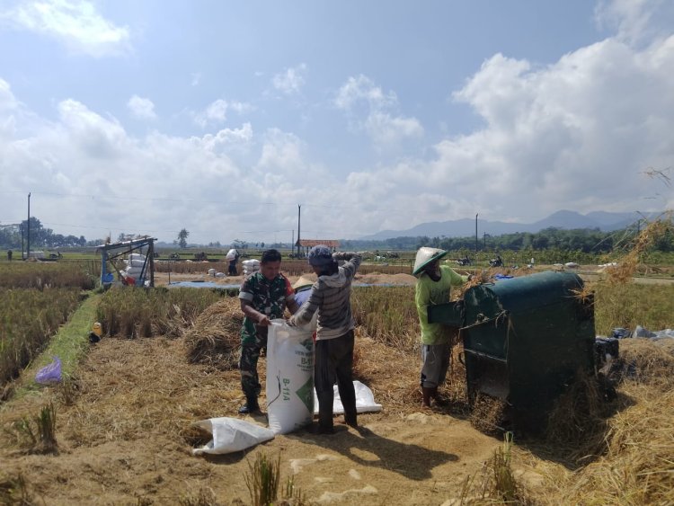 KEDEKATAN BABINSA DAN WARGA MASYARAKAT 