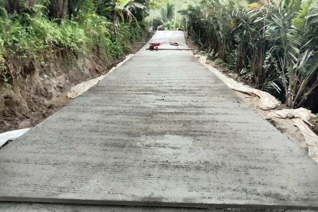 Pembangunan Rabat Beton TMMD Reguler ke-120 di Desa Sijenggung Mencapai 80 Persen