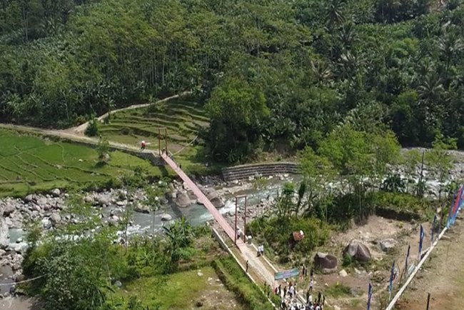 TMMD Reguler ke-120 Kodim 0704 Banjarnegara Tampilkan Keindahan Desa Sijenggung dari Udara