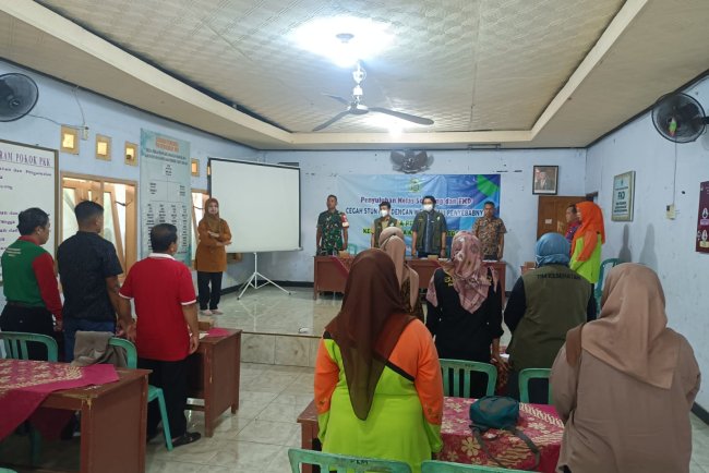 Dukung Program Pemerintah, Babinsa Dampingi Tim Penyuluhan Percepatan Penurunan