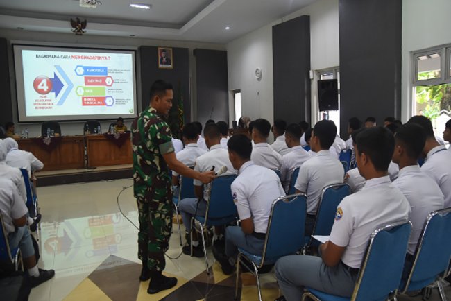 Dandim 0704 Banjarnegara Jadi Narasumber untuk Paskibra Kabupaten