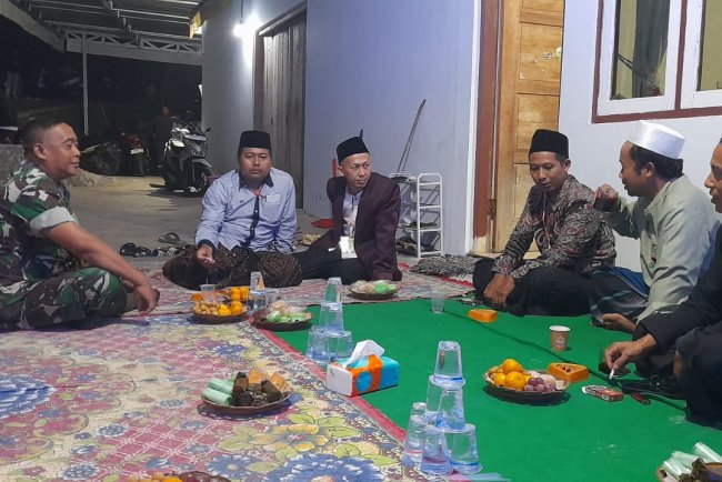 Babinsa Koramil 01/Banjarnegara Hadiri Sholawatan Di Wilayah Binaan