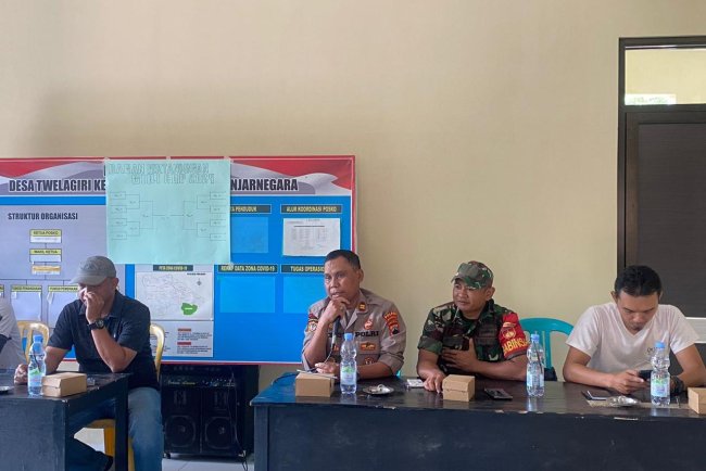 Babinsa Posramil Pagedongan Hadiri Kegiatan Technical Meeting Tournament Sepak Bola