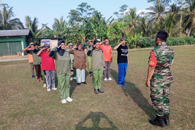 Mengisi kekosongan Waktu Pada Satlinmas,Babinsa Isi Kegiatan Rutin Tiap Hari Jumat