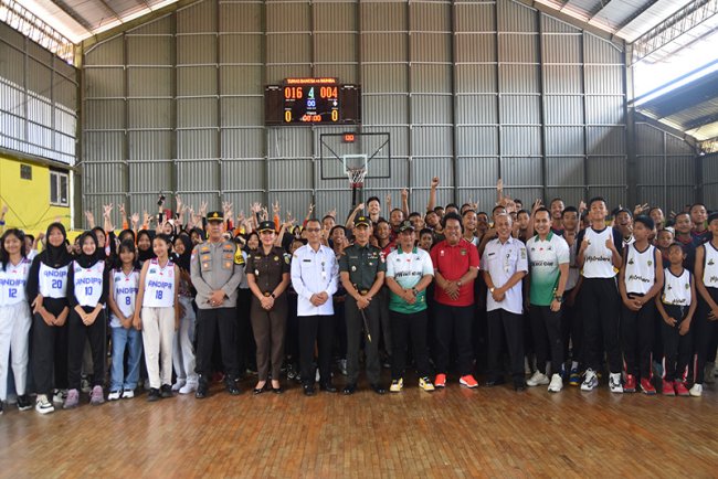 Dandim 0704/Banjarnegara Resmi Buka Turnamen Dandim Cup Basketball SD dan SMP