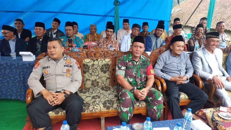 Babinsa Bersama Bhabinkamtibmas Hadiri Pengajian Haflah Attasykur Lil'Ikhtitam TPQ AL-Hidayah