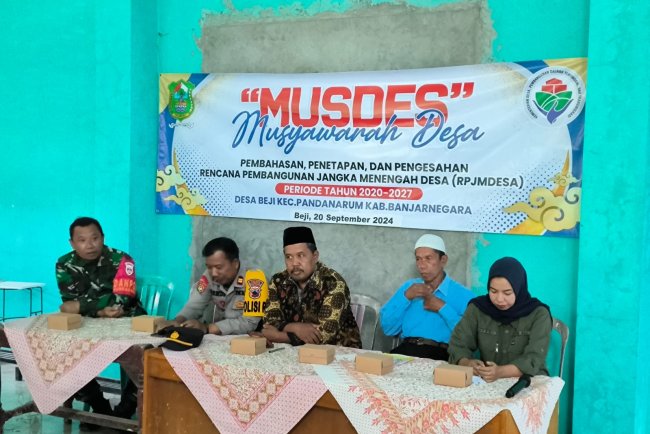 Danposramil Hadiri Musdes  Rkp Desa Beji