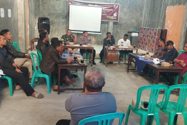 Hadirnya Babinsa Di Rapat Kordinasi  Persiapan Partai Final Turnamen Porcam Cup