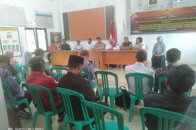 Danramil 17 Wanayasa Hadiri Undangan Pemeriksaan Berkas Bakal Calon Perangkat Desa