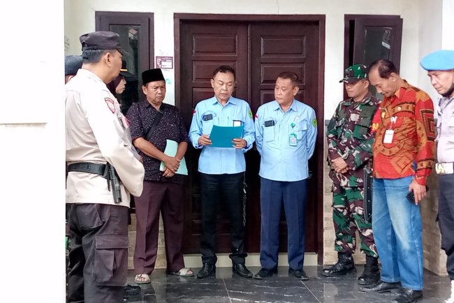 TIGA PILAR DESA IKUT MONITORING EKSEKUSI PENGOSONGAN RUMAH