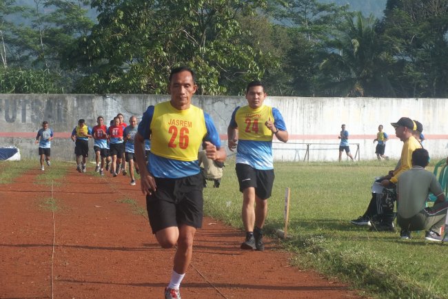 Kodim 0704 Banjarnegara Laksanakan Tes Kesegaran Jasmani Periodik untuk Personel