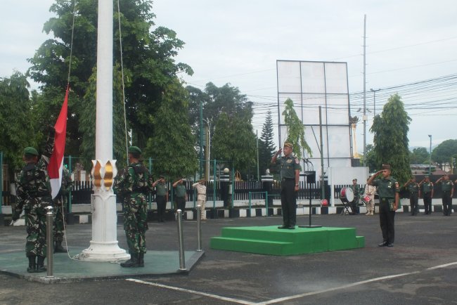 Upacara Bendera 17-san Kodim 0704 Banjarnegara