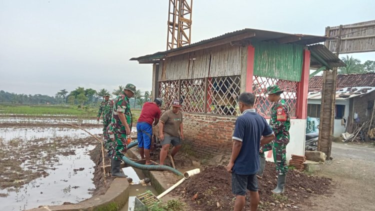 Danramil dan Bersama Petani Laksanakan Program Ketahanan Pangan Melalui Pertanian