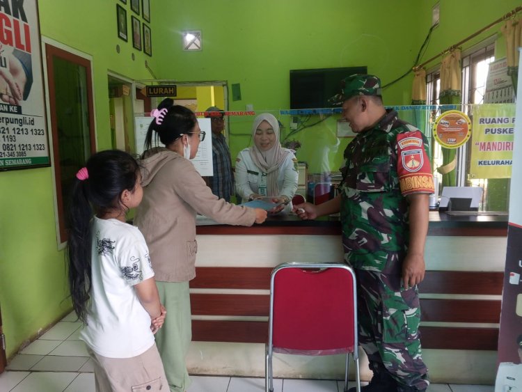 Babinsa Bantu Warga Buat Akta Kelahiran