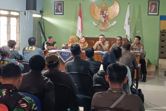 Danramil Hadiri Undangan Rapat Audensi Tanya Jawab Polemik Pemanfaatan Fungsi Hutan Lindung