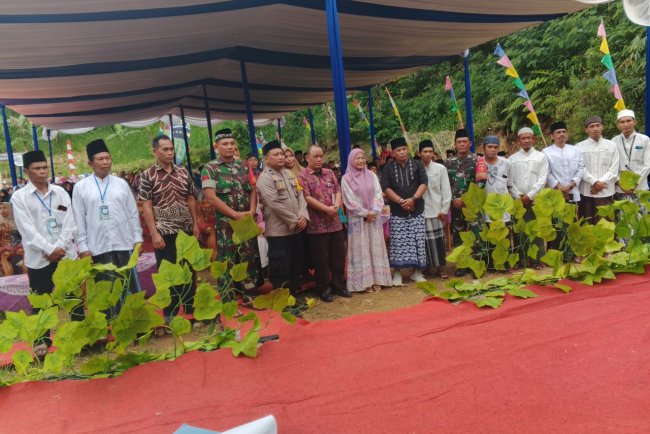 Mewakili Danramil Babinsa Hadiri Pengajian Umum Peringatan Isra’ Miraj Nabi Muhammad SAW