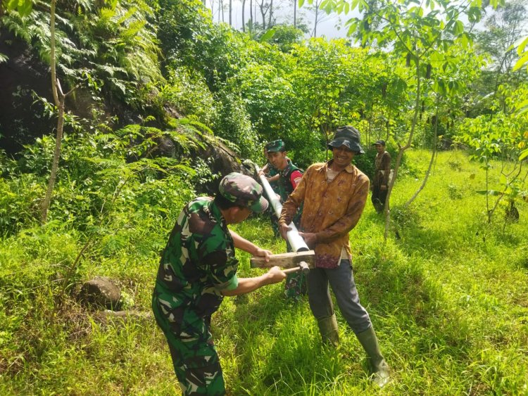 Babinsa Dukung Pipanisasi Sawah Pasuruhan
