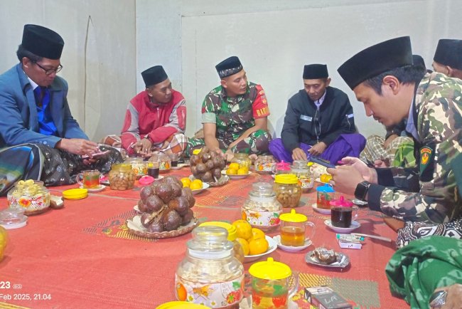 Babinsa Hadiri Tasakuran Haflah Ahirussanah Santriwan Santriwati Pondok Pesantren Nolo Jalatri