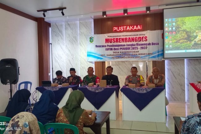 Babinsa Hadiri Musrenbangdes Dukung Penyusunan RPJMDes Karangkobar 2025–2032