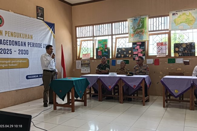 Danposramil Pagedongan Hadiri Pelantikan Dan Pengukuhan Pengurus PGRI