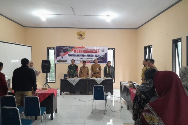 Mewakili Danramil Babinsa Hadiri Musrenbangdes Rencana Pembangunan Jangka Menengah Desa Periode 2025-2032