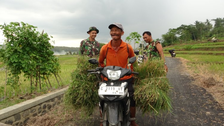Petani Desa Windurojo Bersyukur Jalannya Dibangun TMMD