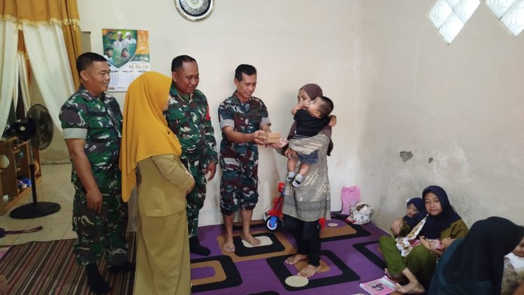 TNI Hadir di Tengah Posyandu Satukan Langkah Cegah Stunting di Desa Susukan