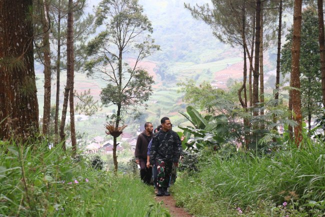 Kodim 0704 Banjarnegara dan Perhutani Jaga Napas Hutan