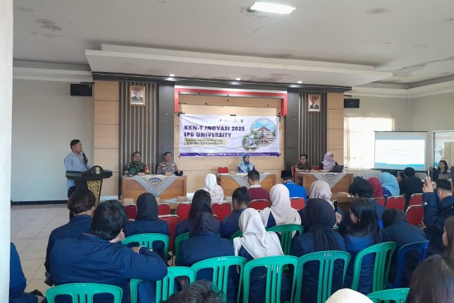 Mewakili Danramil Serka Purnomo Menghadiri Acara Perpisahan Mahasiswa KKN IPB Bogor