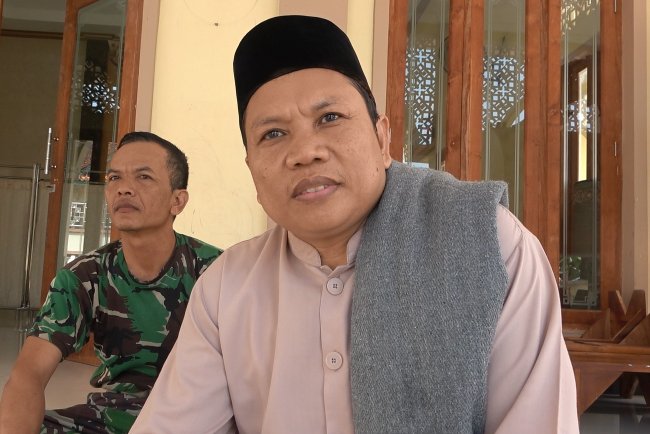 Ustadz Sodik  Sambut Gembira Pembangunan Sumur Bor di Dukuh Kutawangi