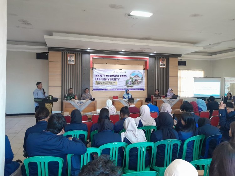 Mewakili Danramil Serka Purnomo Menghadiri Acara Perpisahan Mahasiswa KKN IPB Bogor