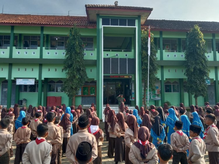 Peran Babinsa Dalam Pembinaan Karakter Kepada Siswa Siswi, Sebagai Wujud Kepedulian di Dunia Pendidikan