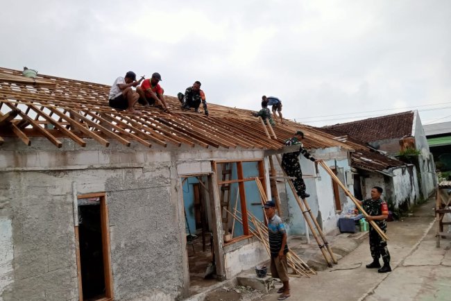 RTLH Suratman Bukti Nyata Kemanunggalan TNI dan Rakyat