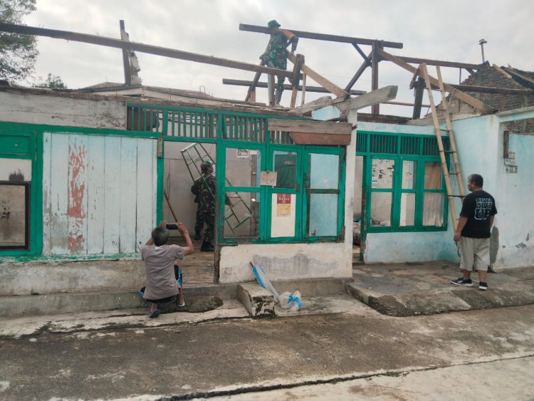 Sentuhan Kasih TNI Rehab Rumah Suratman Jadi Kado HUT ke-80