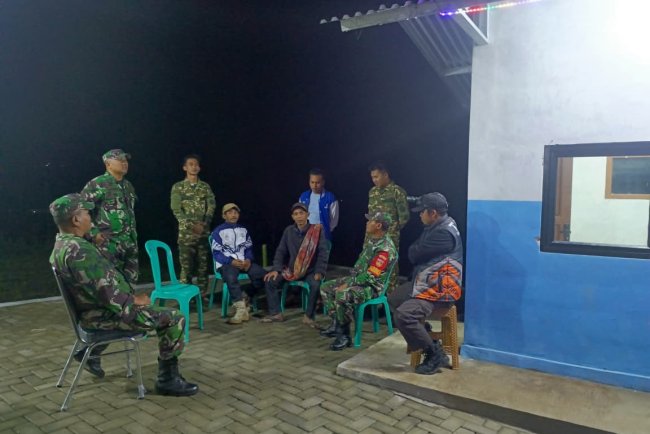 Anggota Koramil 18 Pagentan Melaksanakan Patroli Bersama, untuk menciptakan situasi kondusif