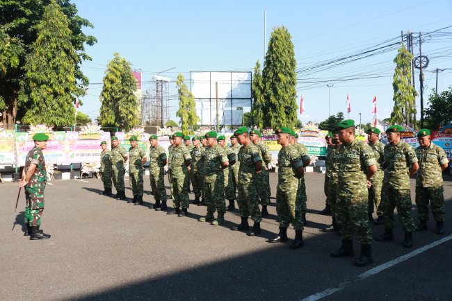 Dandim Banjarnegara Lepas Prajurit Jalani Cuti Ingatkan Jaga Nama Baik Satuan