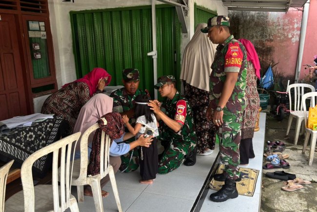 Danramil 02 Klampok Bersama Babinsa  Melaksanakan Kegiatan Pendampingan Pengentasan Stunting