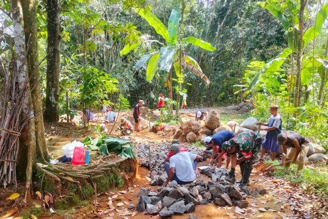 Babinsa Koramil 11 Punggelan Siap Sukseskan TMMD ke-126 Tahun 2025