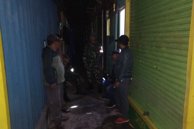 Wujudkan Keamanan Lingkungan Gandeng Linmas Melaksanakan Patroli