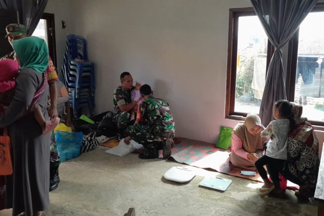 Untuk Meningkatkan Kesehatan Pada Anak Dan Balita Babinsa Dampingi Kegiatan Posyandu Balita