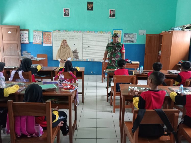 Babinsa Koramil 13 Banjarmangu Melaksanakan Pendampingan Program MBG