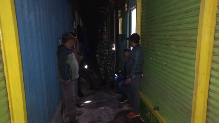 Wujudkan Keamanan Lingkungan Gandeng Linmas Melaksanakan Patroli
