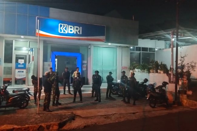 Koramil 16 Pejawaran Gelar Patroli Bersama Komponen Masyarakat
