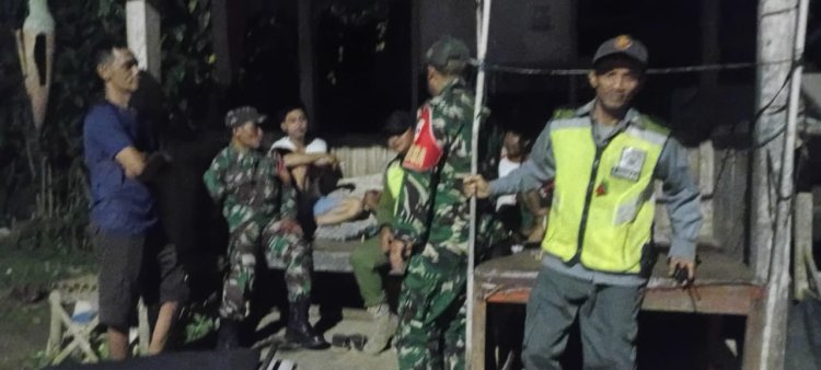 Melalui Patroli Malam, Babinsa Himbau Siskamling Kepada Masyarakat