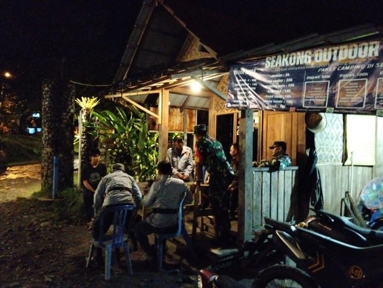 Koramil 03 Wanadadi Laksanakan Patroli Siskamling Bersama Warga Di Desa Wanadadi