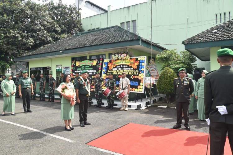 Suasana Haru Iringi Lepas Sambut Dandim 0704 Banjarnegara
